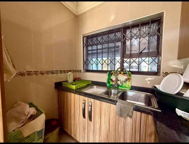 7 BEDROOM HOUSE FOR SALE IN VANDERBIJLPARK CE 4